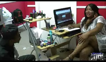 เราก็ออกไปนอกเมืองต้องยิงและมีเพศสัมพันธ์กับท้องถิ่นใน meadow วิดีโอ เอา กัน
